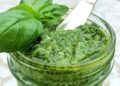 bazalkové pesto