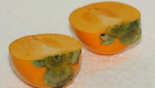 kaki ovoce - Kaki: Oranžové ovoce plné vitamínu C, které pomáhá trávit tuky