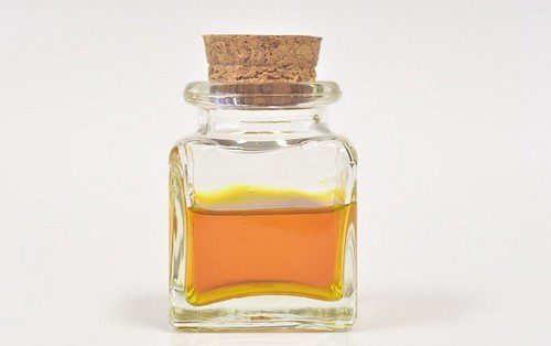 olej - Vypěstujte si angínovník – krásnou pokojovku s příznačným názvem