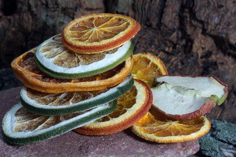 suseny pomeranc - Na Vánoce si můžete vyrobit originální ozdoby i z citrusových plodů