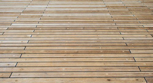 drevena podlaha - Jak pečovat o dřevostavbu