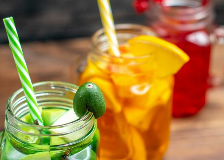 Ovocné nápoje: zdravé zimní alternativy