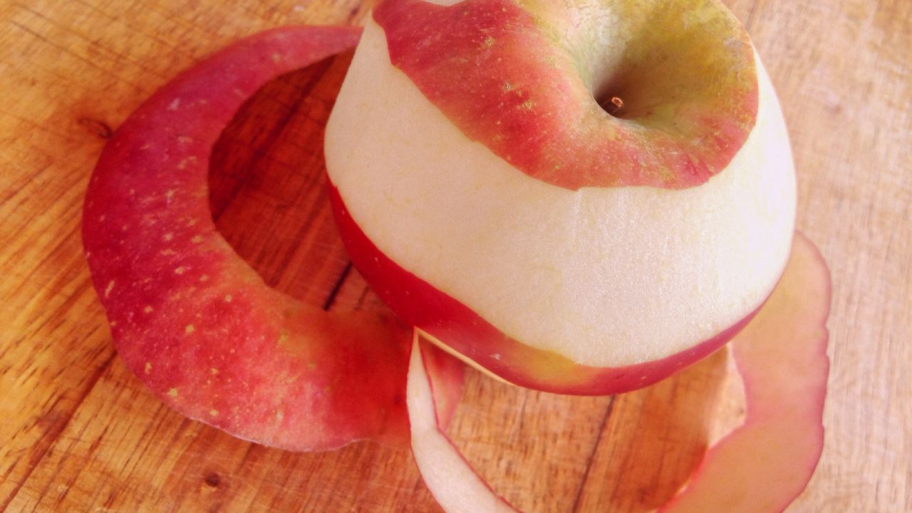 Zavařování jablíček s karamelovou příchutí