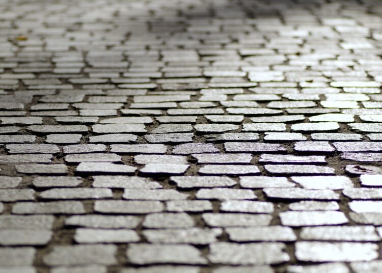 pavement 1696507 1280