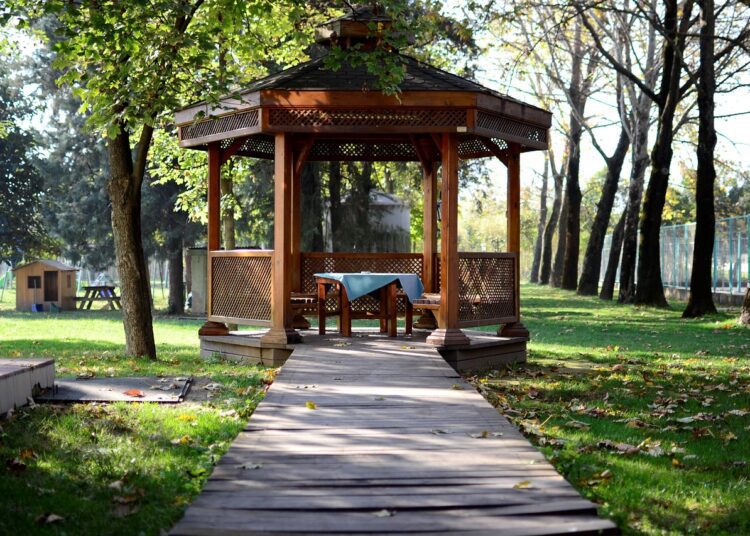 pergola 3823309 1280