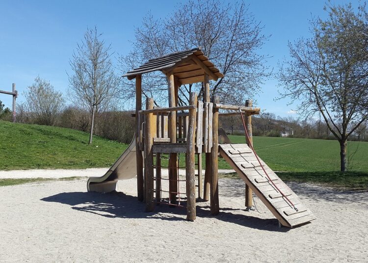 playground 722365 1280