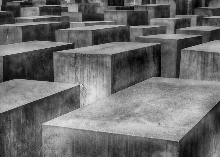 memorial 1621728 1280