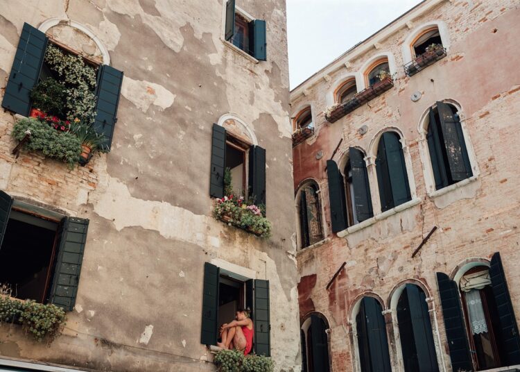 buildings 5941345 1280