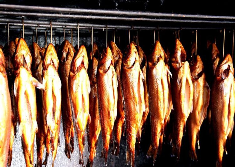 moerschy smoked trout 418206 1280