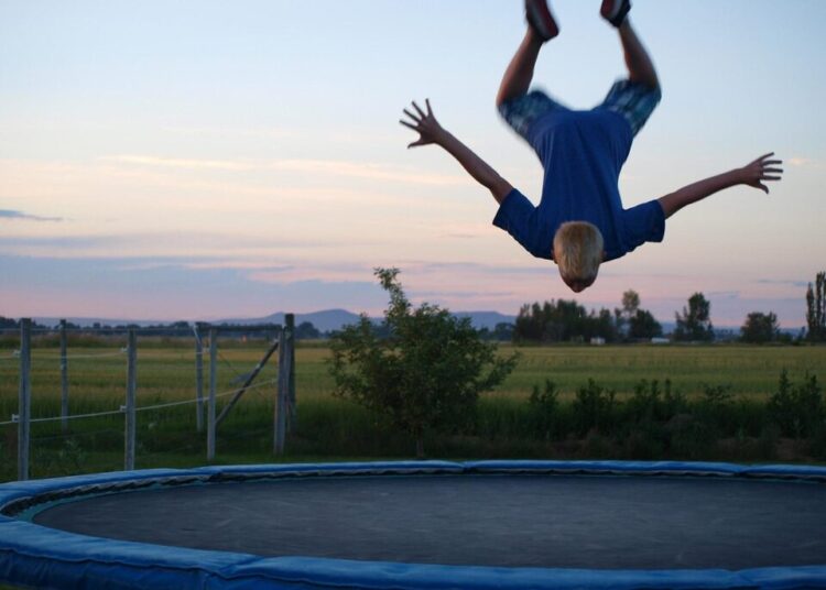 publicdomainpictures trampoline 71548 1280