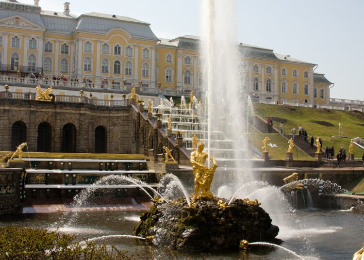 peterhof 5029848 1280